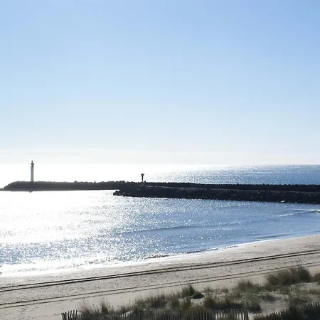 88, Port Nature Au Village Naturiste * Agde